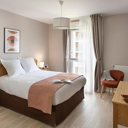 Aparthotel Le Critérium Ecouflant Esterno foto